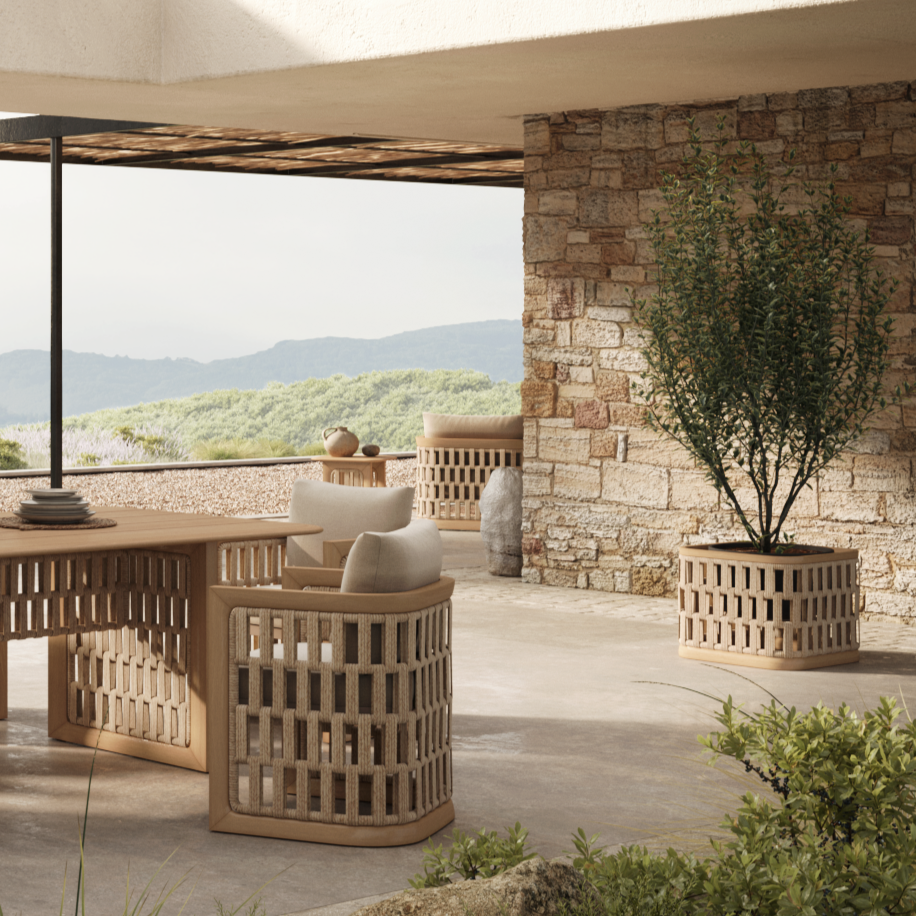 N2 Planter – Light Teak